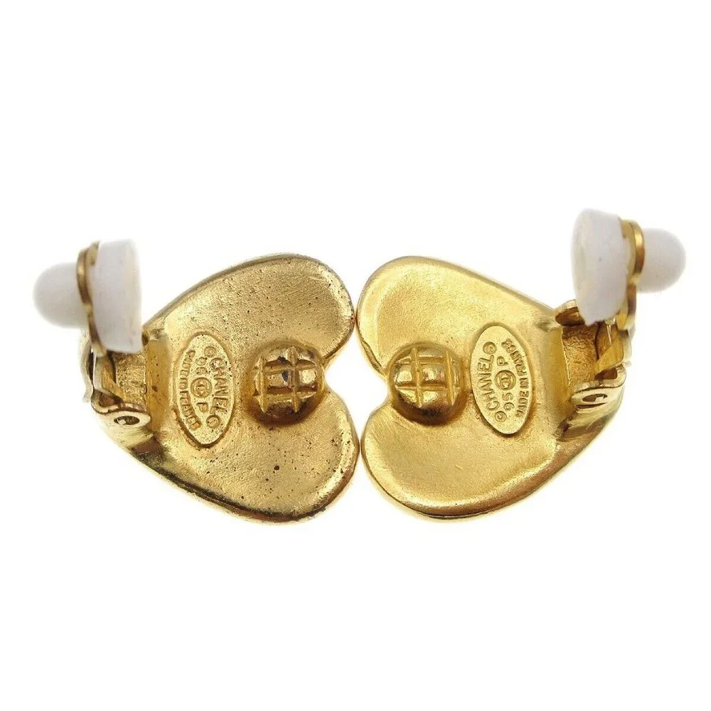 Chanel Heart Earrings Clip-On Gold 95P 120502